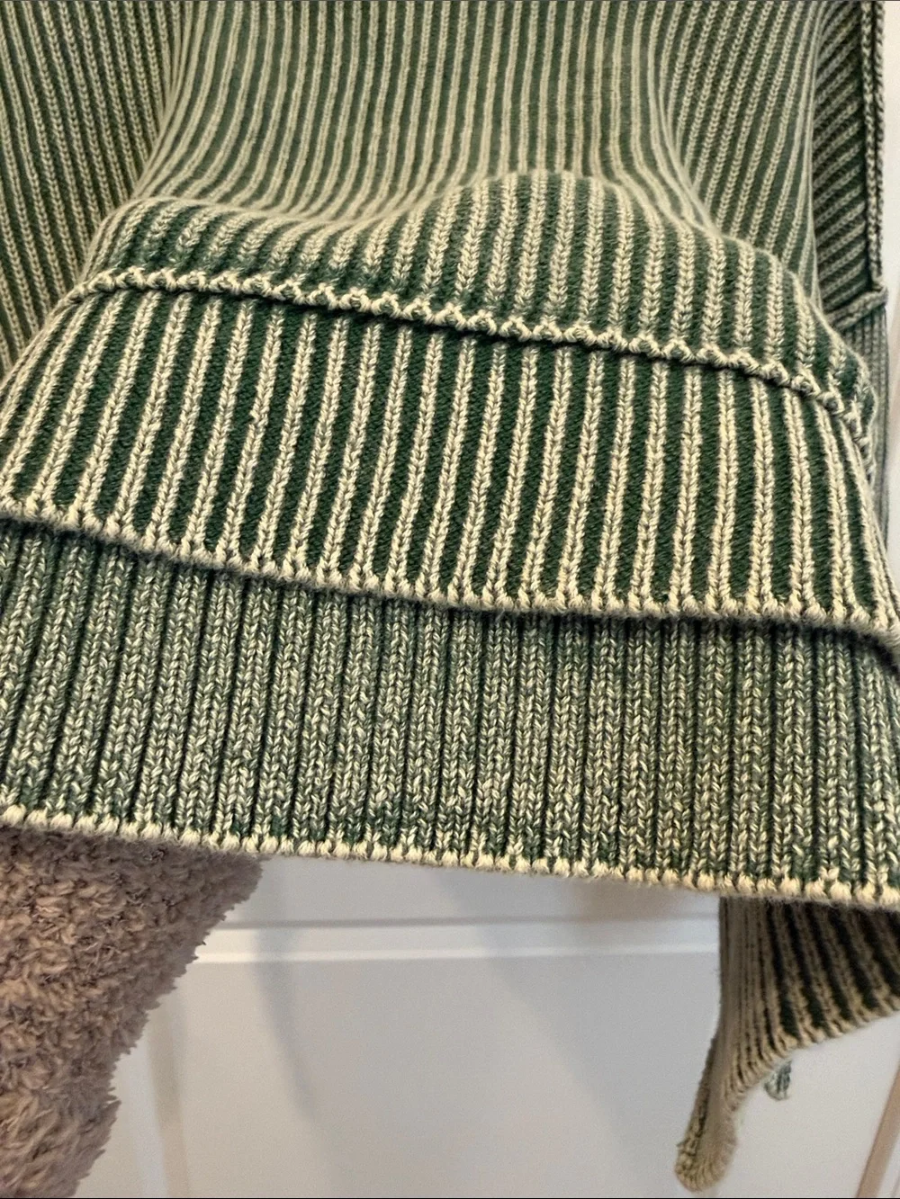 ZENANA Ribbed Green Crewneck Women's Sweater S/M
